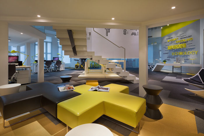 /Witty_Finance/get_goods_mes.do?goods_num=673